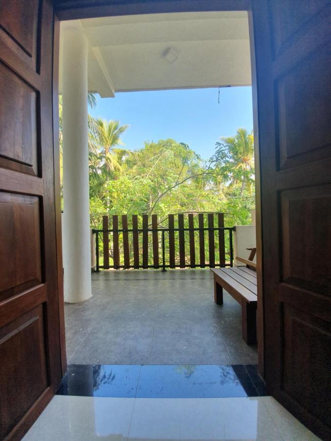 Ambel Homestay Anuradhapura Luaran gambar